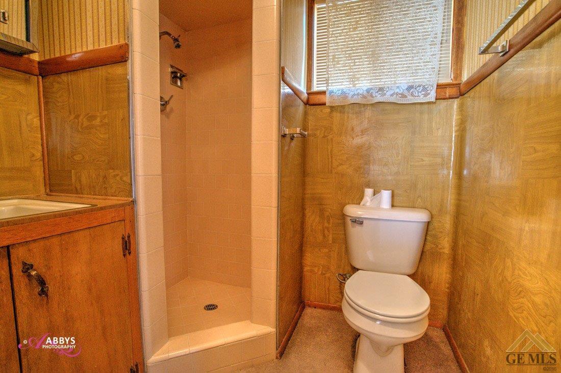 110 Pico St, Taft, CA 93268 photo 18