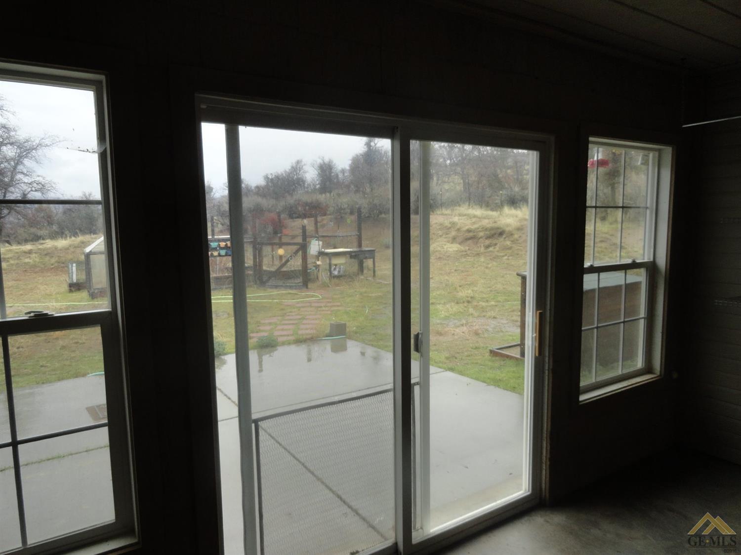 27201 Buckpasser Dr, Tehachapi, CA 93561 photo 17