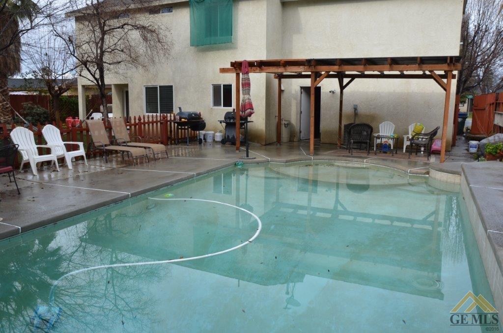 4305 Blue Devils Ave, Bakersfield, CA 93313 photo 13