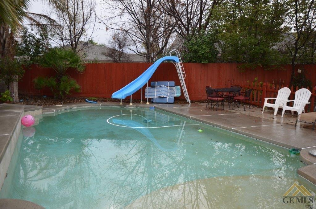 4305 Blue Devils Ave, Bakersfield, CA 93313 photo 21