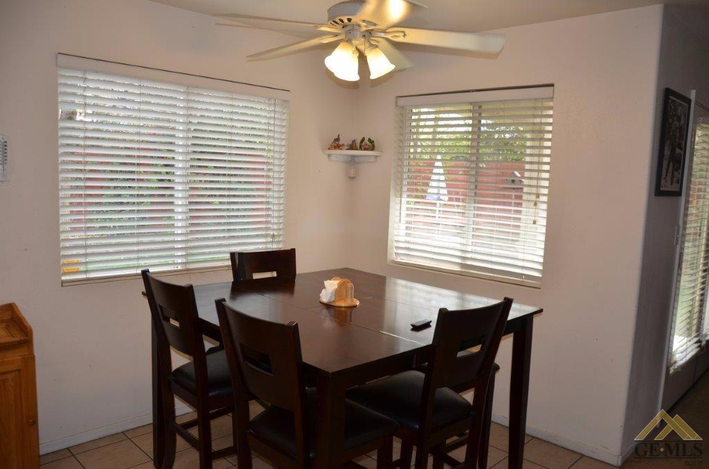 4305 Blue Devils Ave, Bakersfield, CA 93313 photo 7