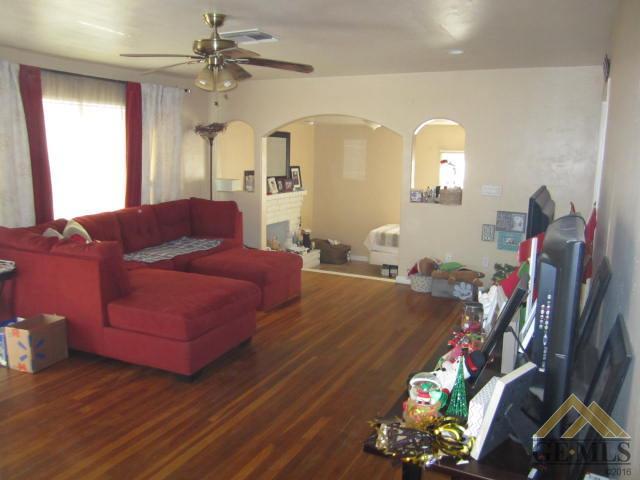 341 Wetherley Dr, Bakersfield, CA 93309 photo 2