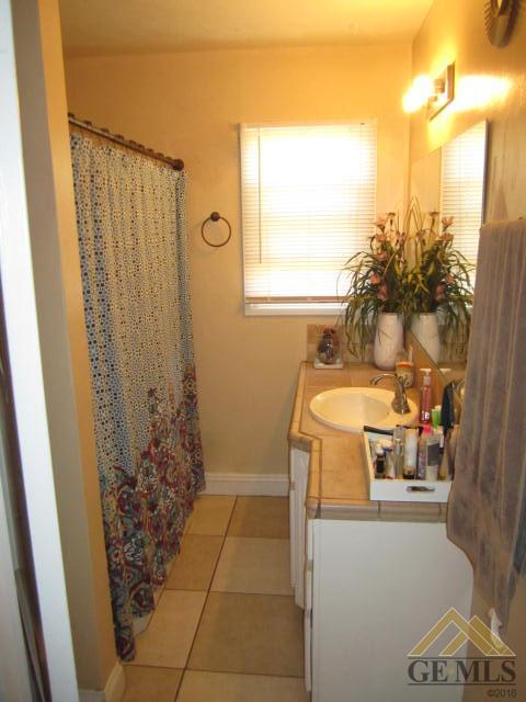 341 Wetherley Dr, Bakersfield, CA 93309 photo 3