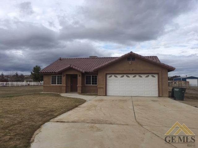 28126 Carousel Ave, Taft, CA 93268 photo 1