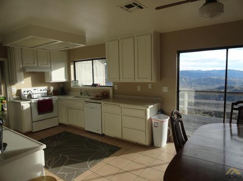 28600 Skyline Dr, Tehachapi, CA 93561 photo 13