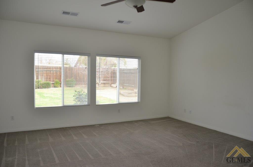 11724 Copernicus Ave, Bakersfield, CA 93312 photo 17