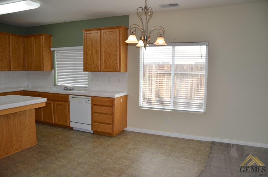 11724 Copernicus Ave, Bakersfield, CA 93312 photo 14