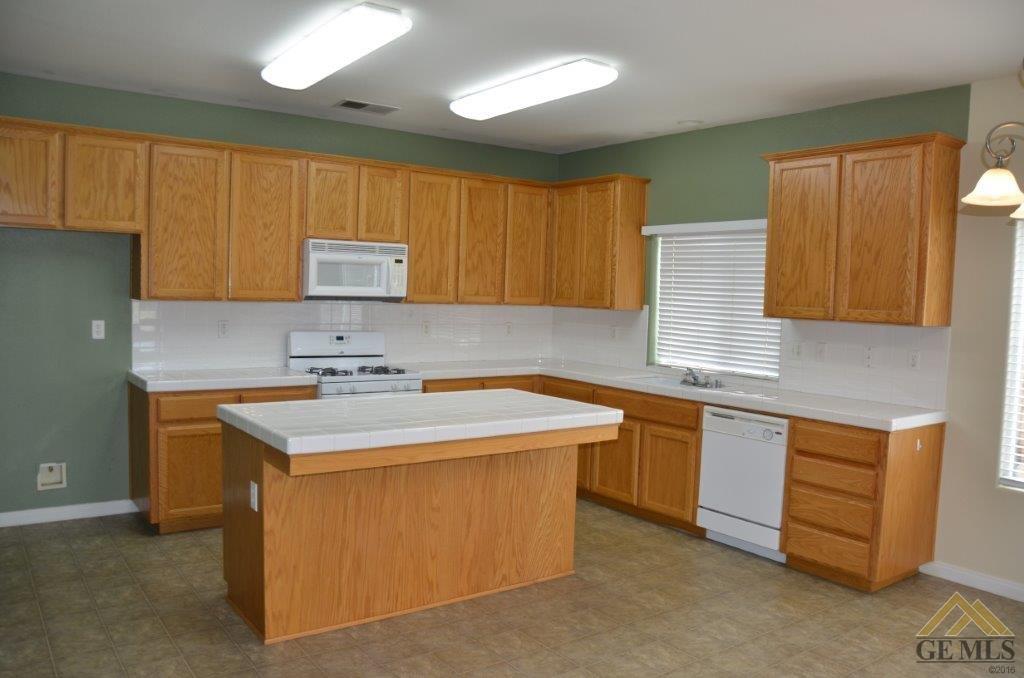 11724 Copernicus Ave, Bakersfield, CA 93312 photo 11