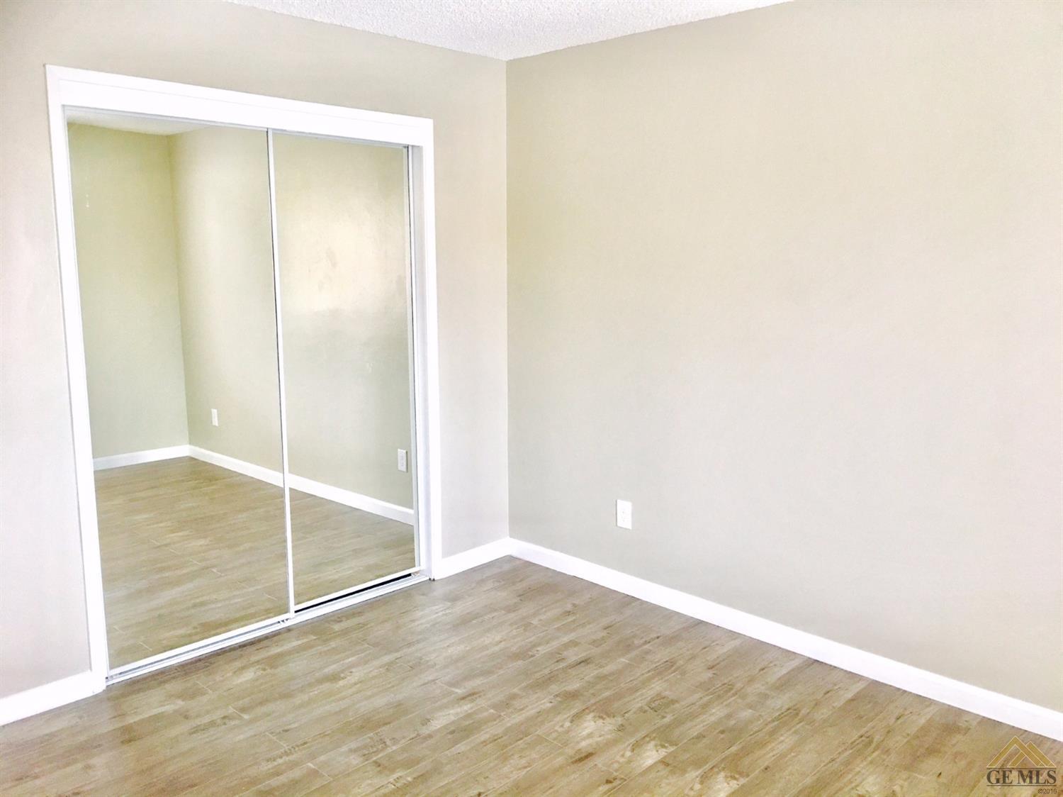 3316 Suncrest Dr, Bakersfield, CA 93306 photo 9