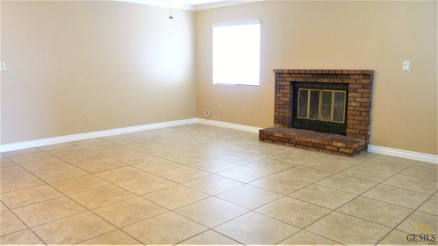 9105 Duncanson Dr, Bakersfield, CA 93311 photo 4