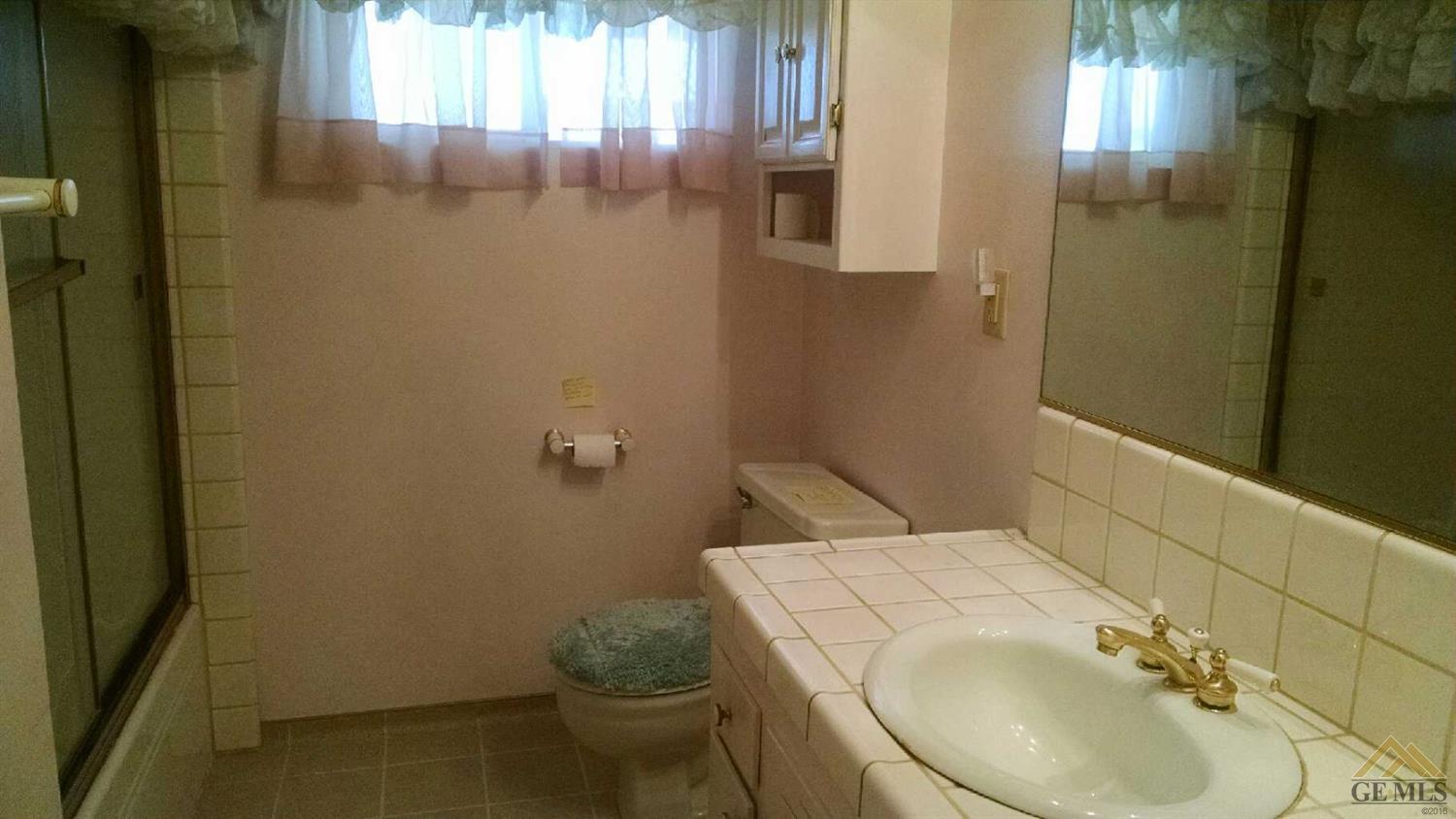219 Suzanne Ln, Taft, CA 93268 photo 10