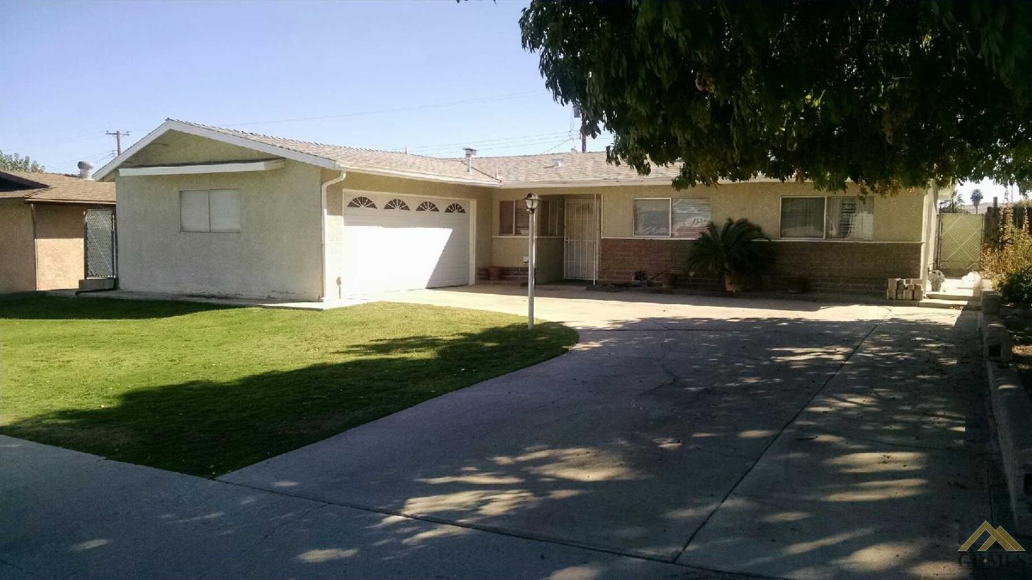 219 Suzanne Ln, Taft, CA 93268 photo 1