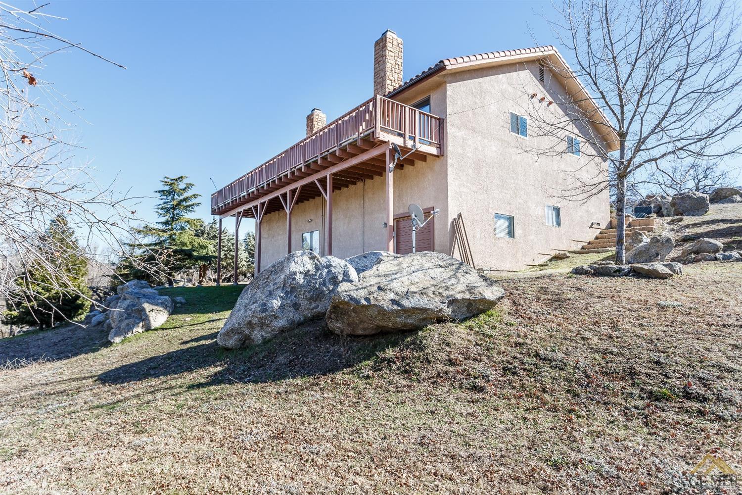 28750 Delaware Dr, Tehachapi, CA 93561 photo 4