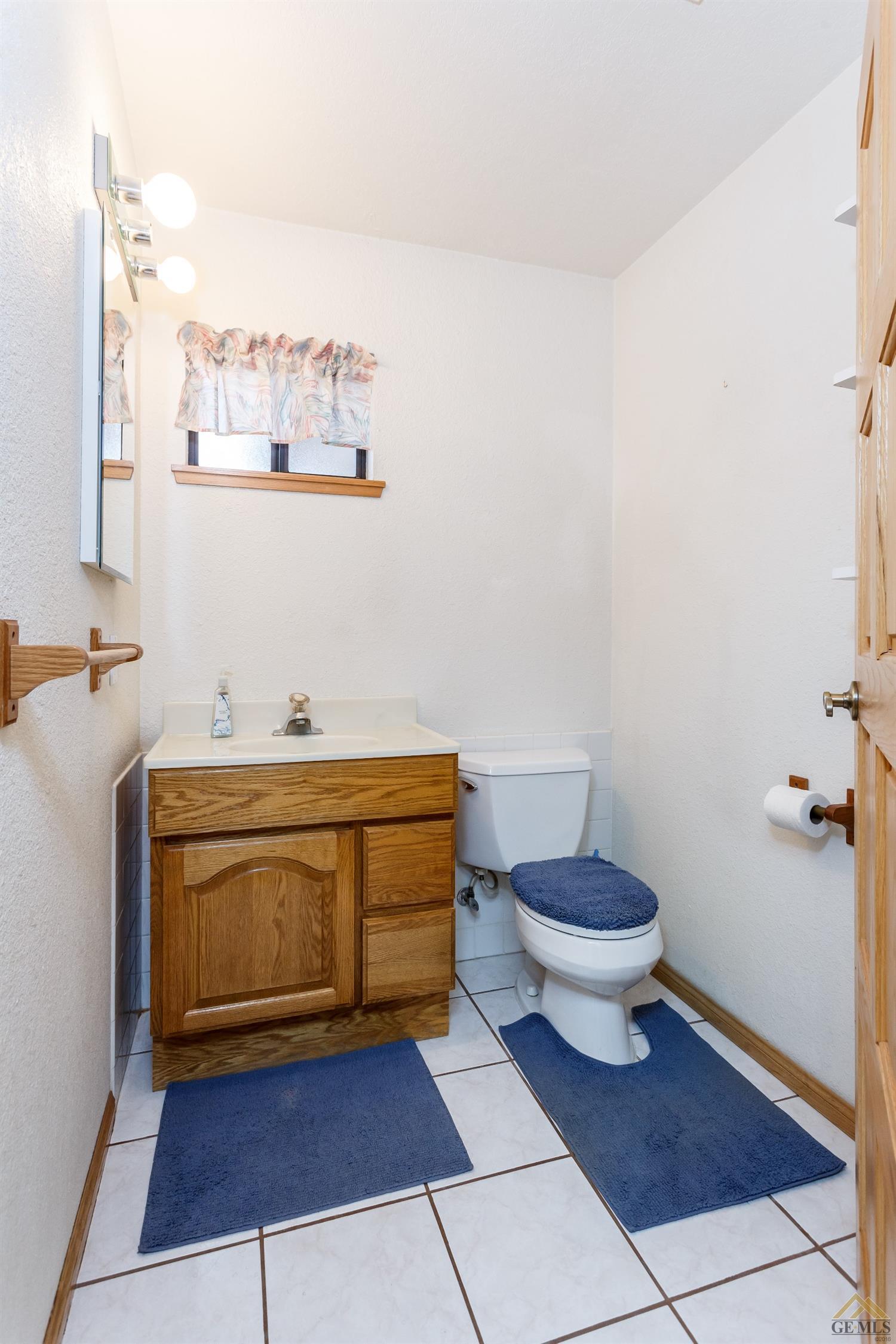 28750 Delaware Dr, Tehachapi, CA 93561 photo 18