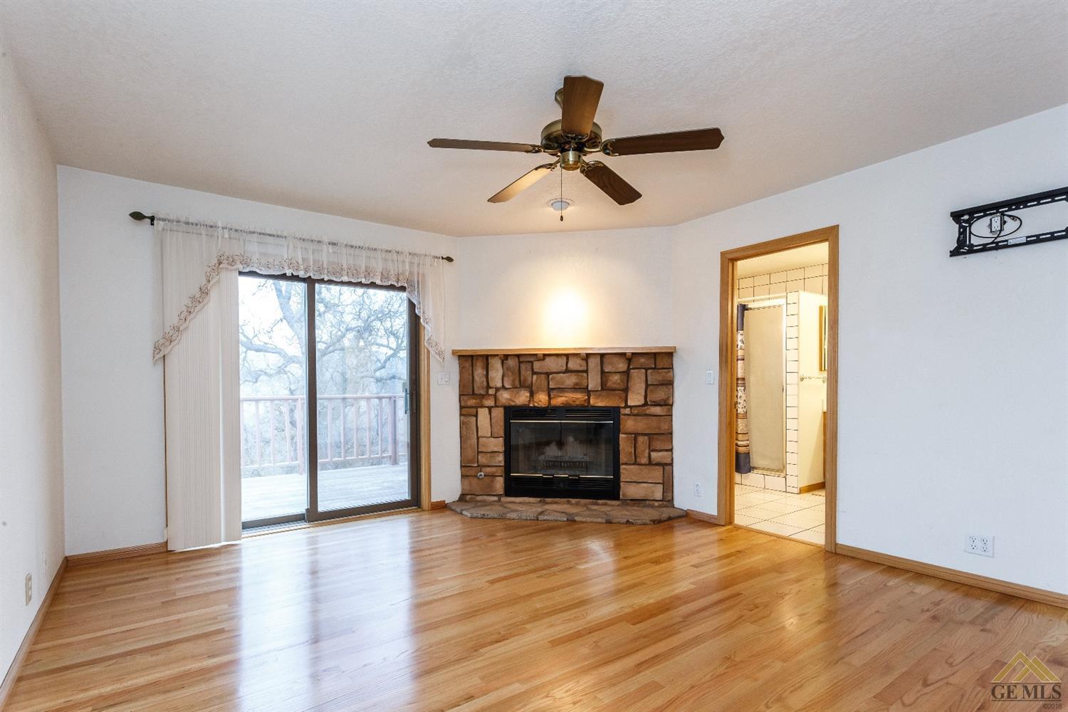 28750 Delaware Dr, Tehachapi, CA 93561 photo 26