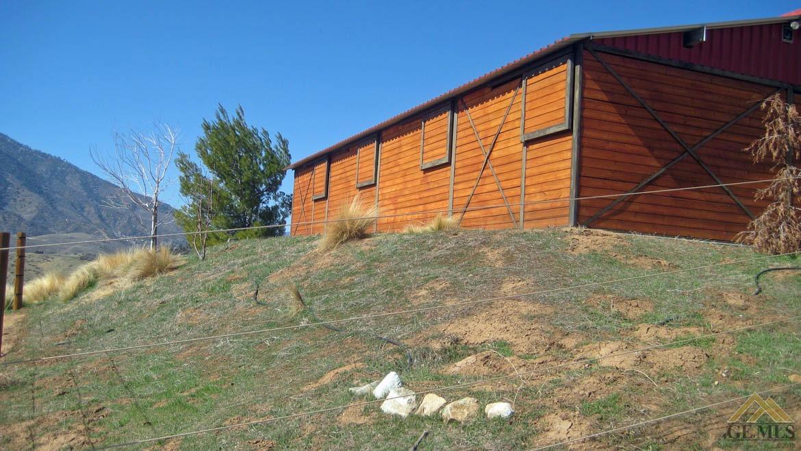 893 Chimney Canyon Rd, Lebec, CA 93243 photo 4