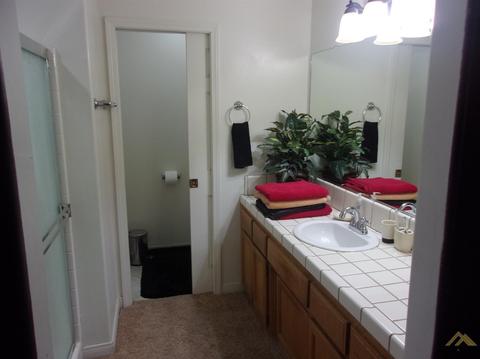105 Lee St, Taft, CA 93268 photo 19