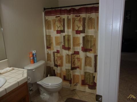 105 Lee St, Taft, CA 93268 photo 13