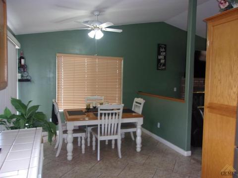 105 Lee St, Taft, CA 93268 photo 9