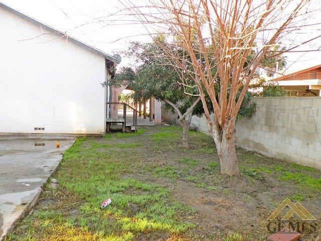 124 Laurel Ave, Arvin, CA 93203 photo 9