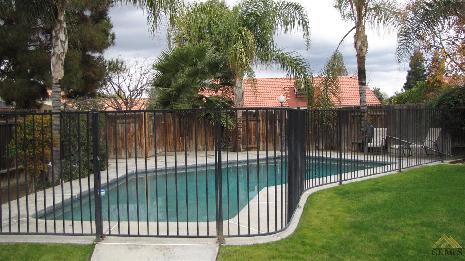 9404 Colfax Ct, Bakersfield, CA 93312 photo 21