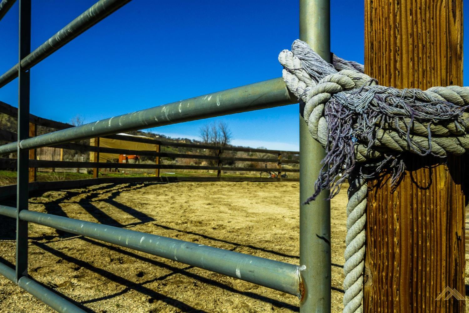 29801 S Lower Valley Rd, Tehachapi, CA 93561 photo 8