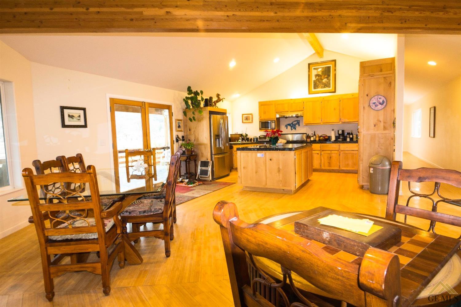 29801 S Lower Valley Rd, Tehachapi, CA 93561 photo 4