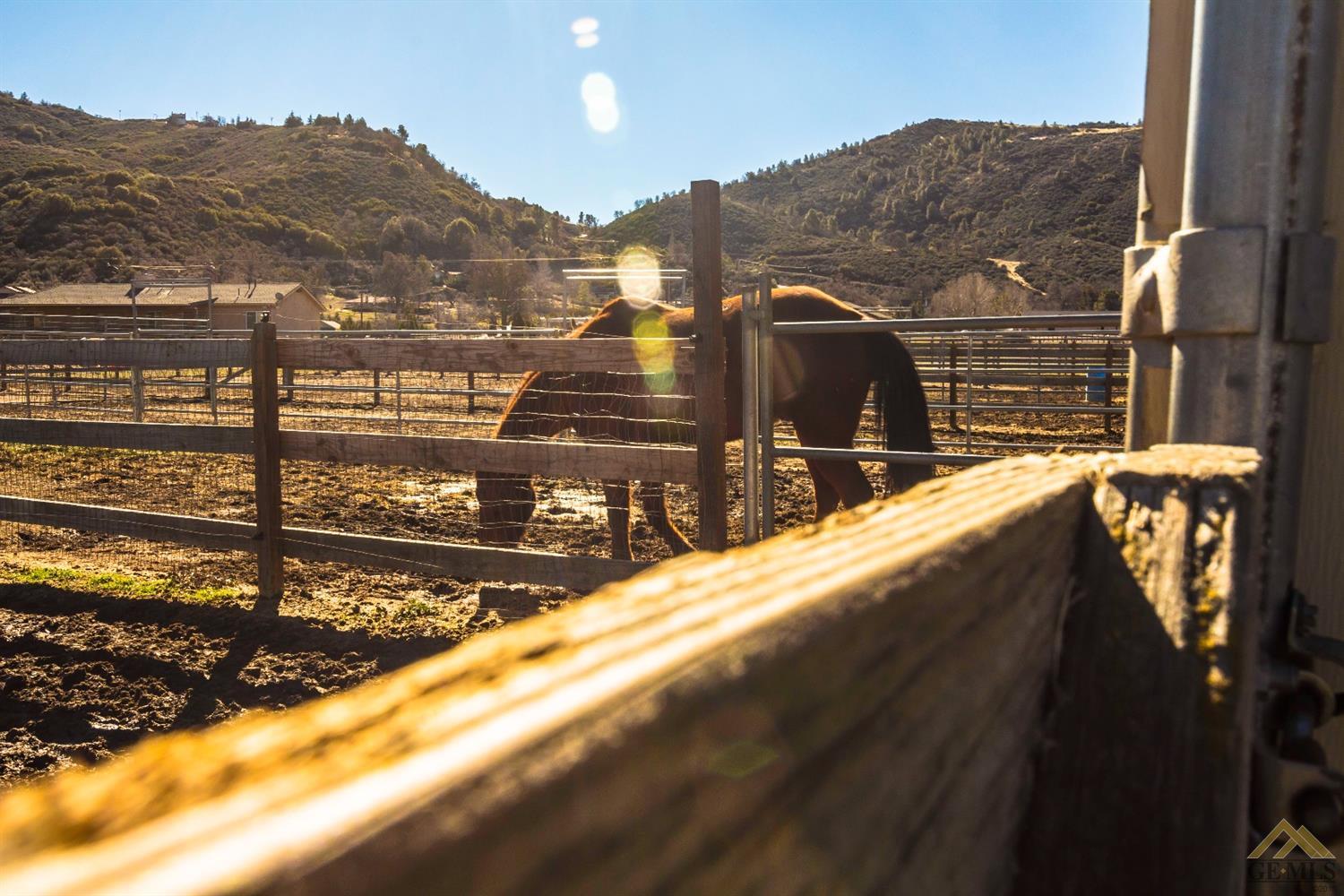 29801 S Lower Valley Rd, Tehachapi, CA 93561 photo 7