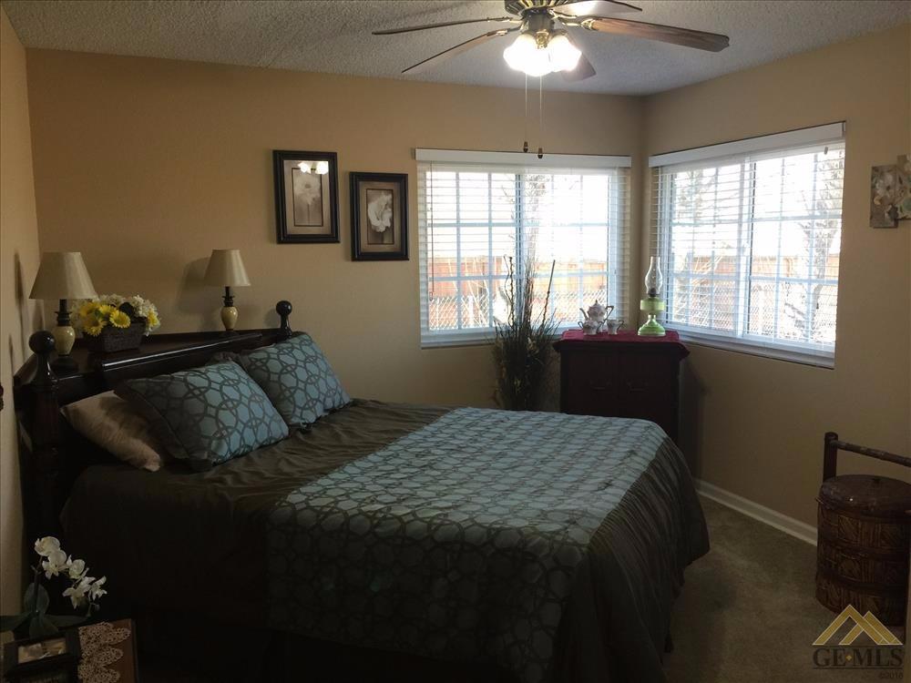 28041 Seabiscuit Way, Tehachapi, CA 93561 photo 6