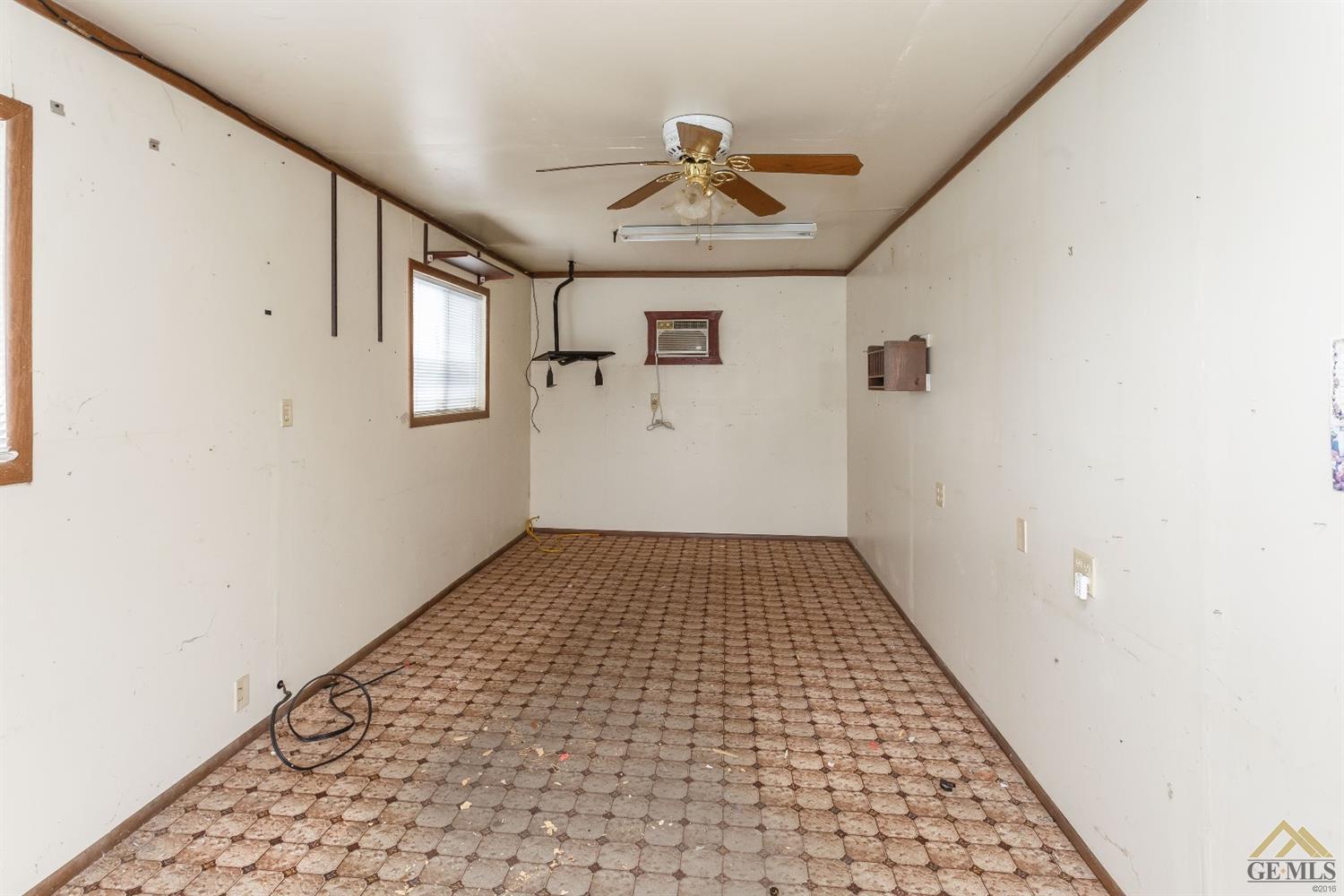 9207 Apache Dr, Weldon, CA 93283 photo 24