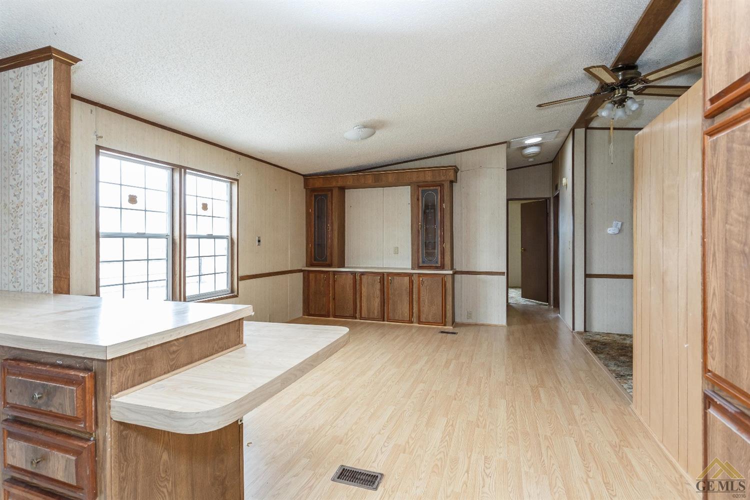 9207 Apache Dr, Weldon, CA 93283 photo 6