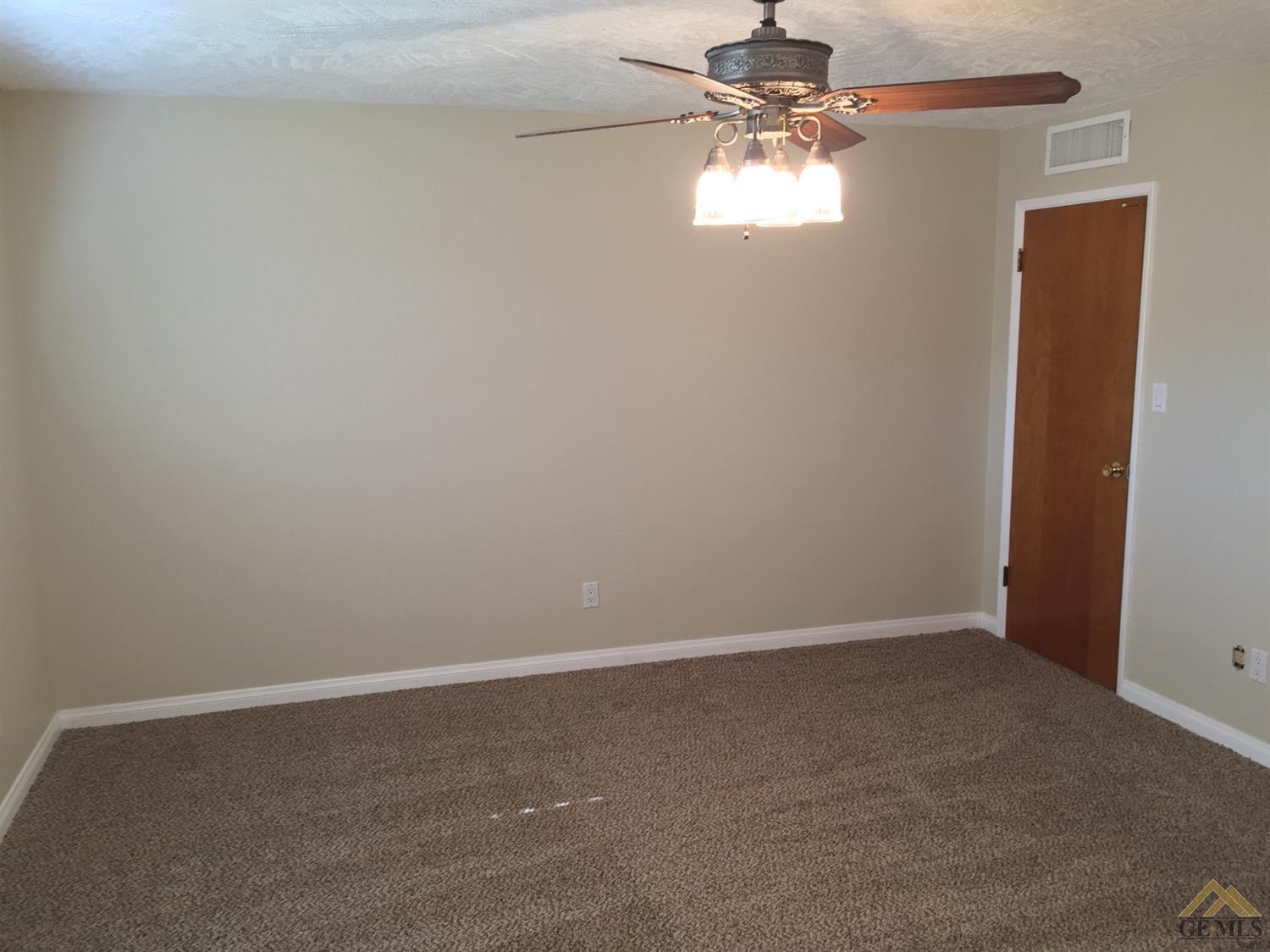 421 Stokes Ln, Taft, CA 93268 photo 28