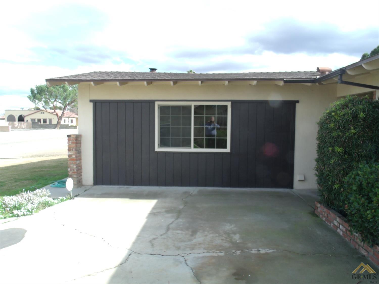 2417 7th St, Wasco, CA 93280 photo 5