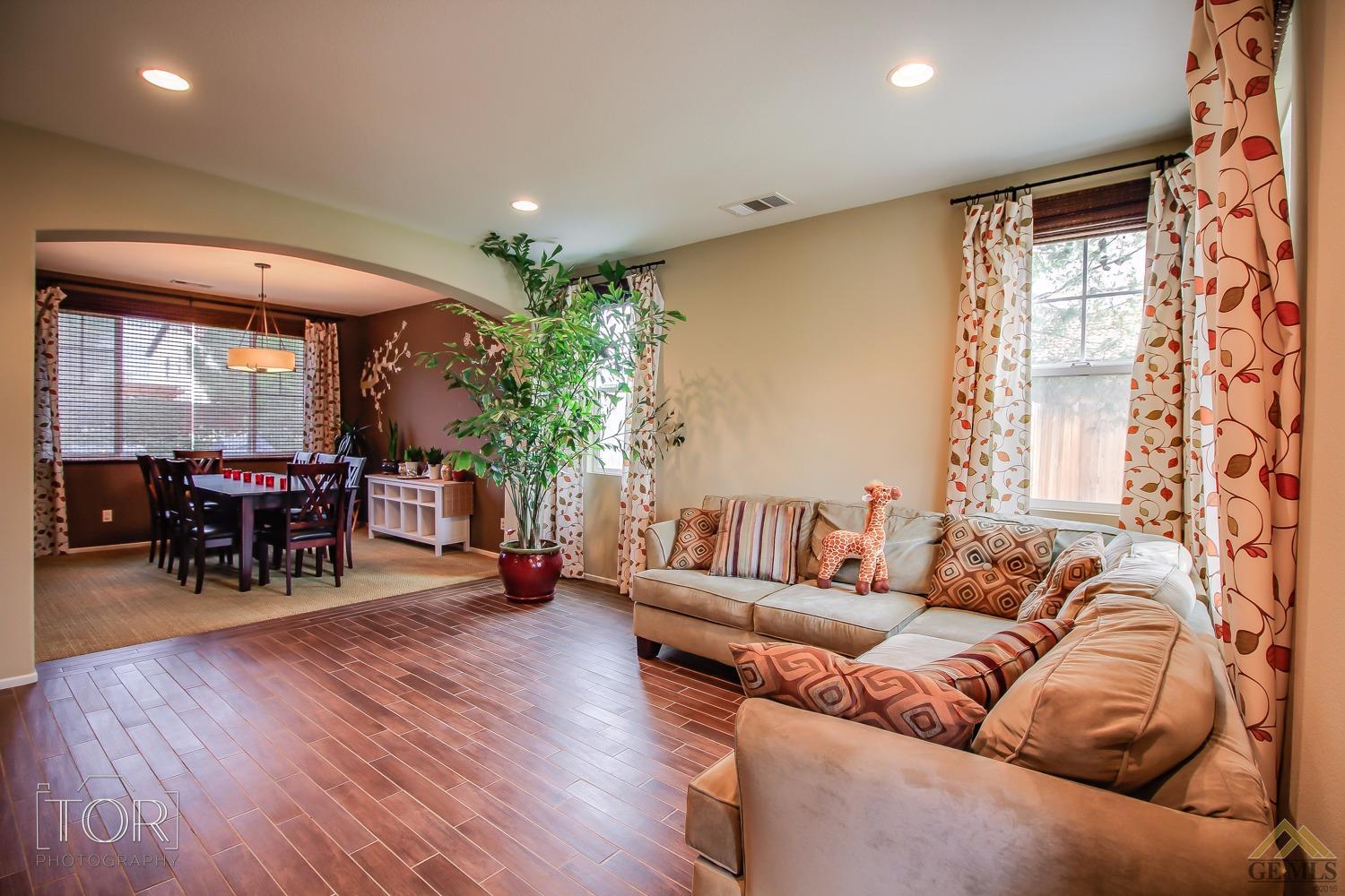 4704 Basque St, Bakersfield, CA 93313 photo 23