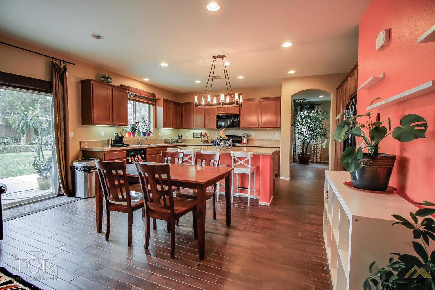 4704 Basque St, Bakersfield, CA 93313 photo 15