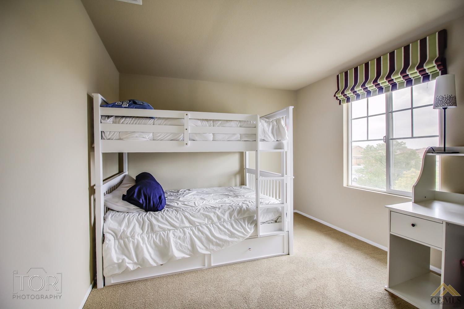 4704 Basque St, Bakersfield, CA 93313 photo 9