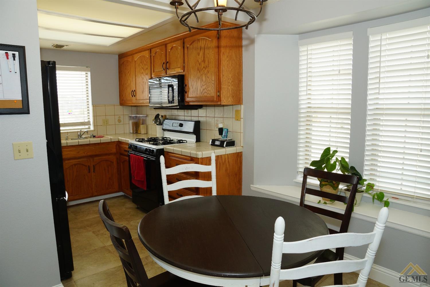 27451 Hialeah Dr, Tehachapi, CA 93561 photo 5