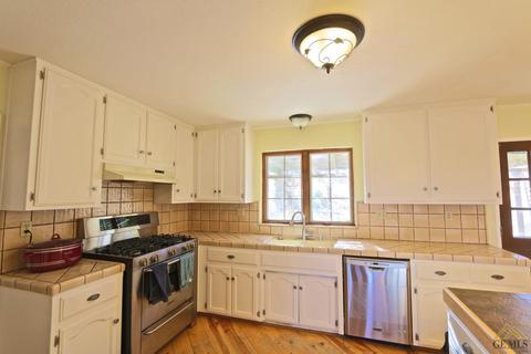 20840 Oak St, Tehachapi, CA 93561 photo 9