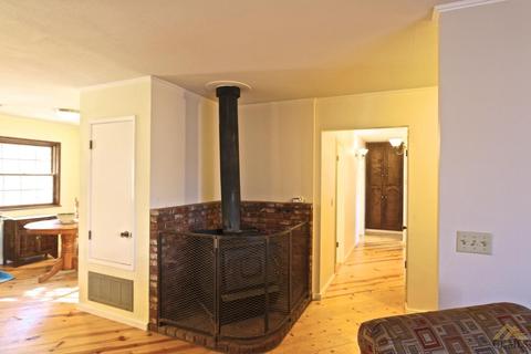 20840 Oak St, Tehachapi, CA 93561 photo 8