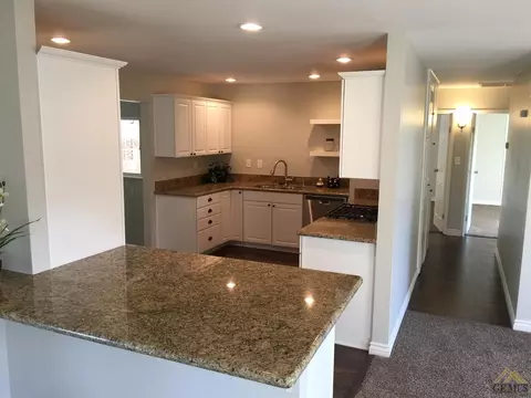 604 Buchanan St, Taft, CA 93268 photo 3
