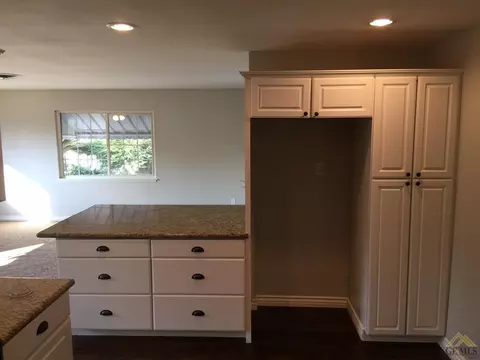 604 Buchanan St, Taft, CA 93268 photo 6