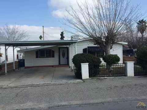 604 Buchanan St, Taft, CA 93268 photo 1