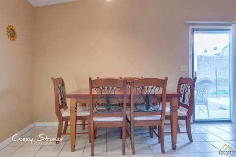 521 E St, Taft, CA 93268 photo 10