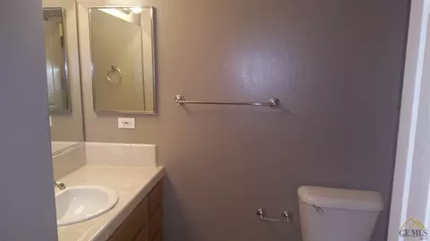 11705 Copernicus Ave, Bakersfield, CA 93312 photo 9
