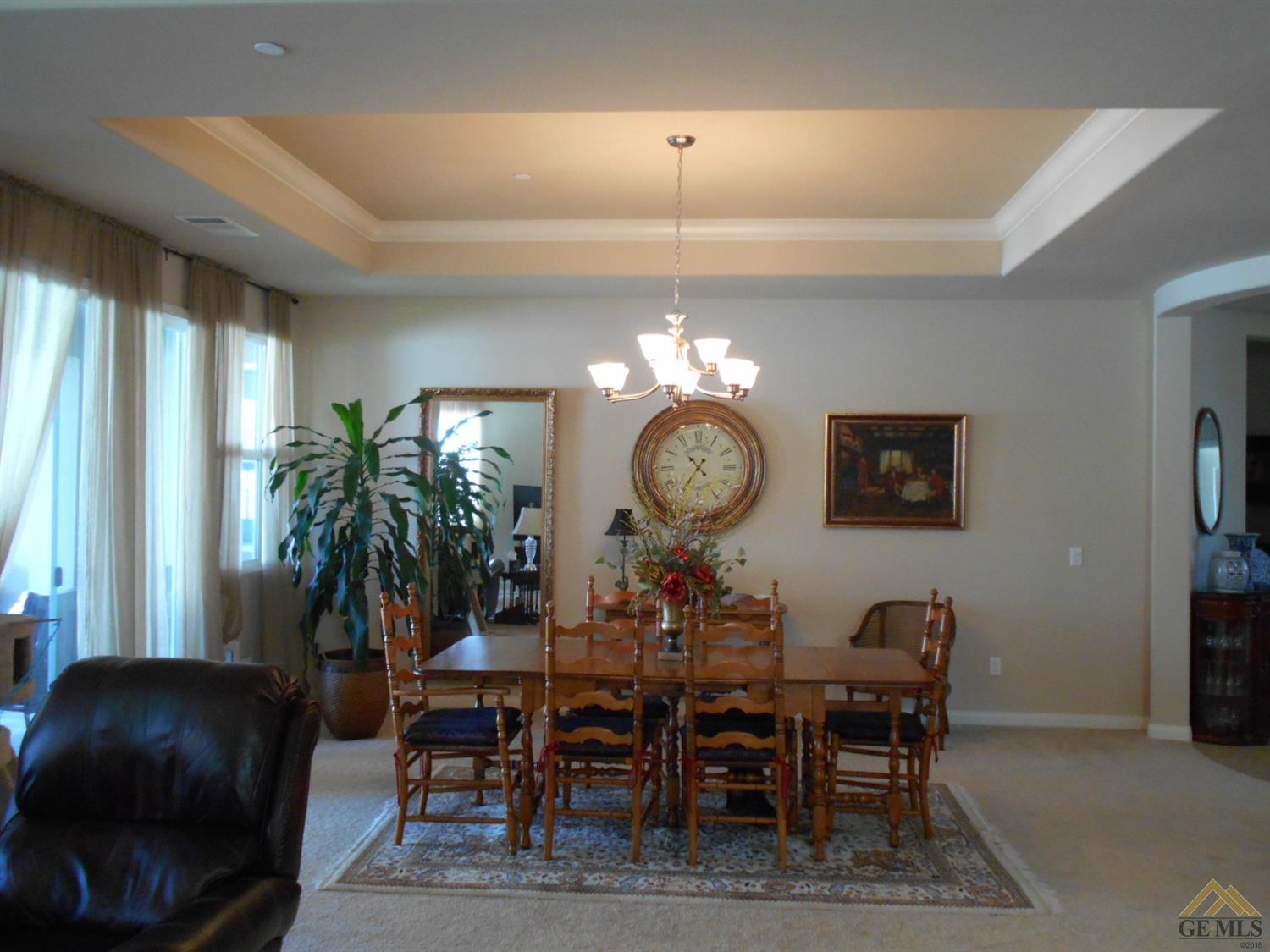 119 Mabel Thorp Dr, Bakersfield, CA 93312 photo 3