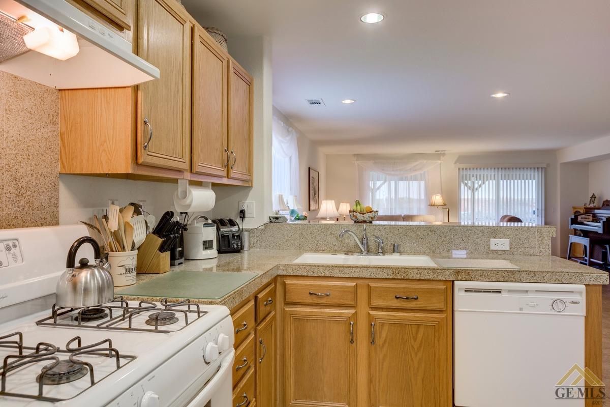 916 Cathy Ln, Tehachapi, CA 93561 photo 10