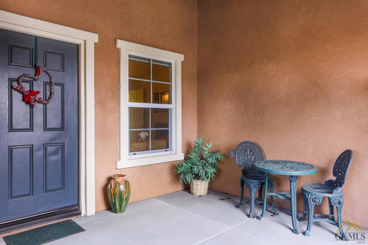 916 Cathy Ln, Tehachapi, CA 93561 photo 3