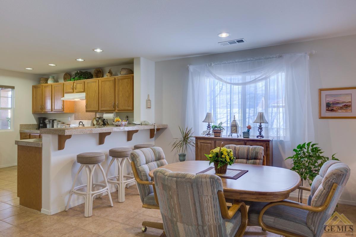 916 Cathy Ln, Tehachapi, CA 93561 photo 11
