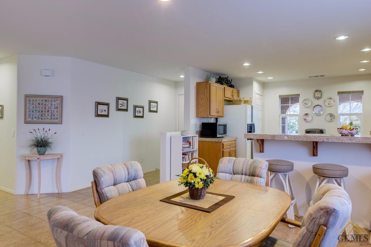 916 Cathy Ln, Tehachapi, CA 93561 photo 13
