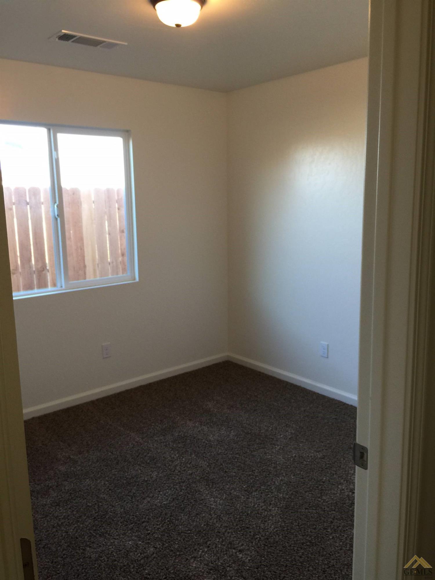 5510 Sawgrass Ct, Wasco, CA 93280 photo 4